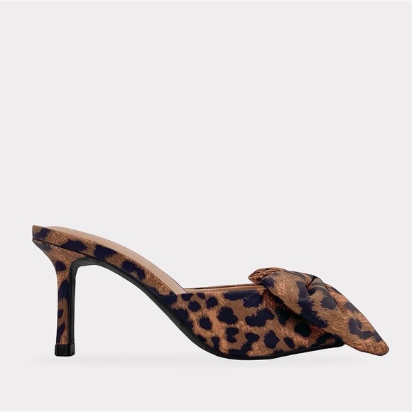 Cutesy Leopard bow heels - Picture 3 of 3